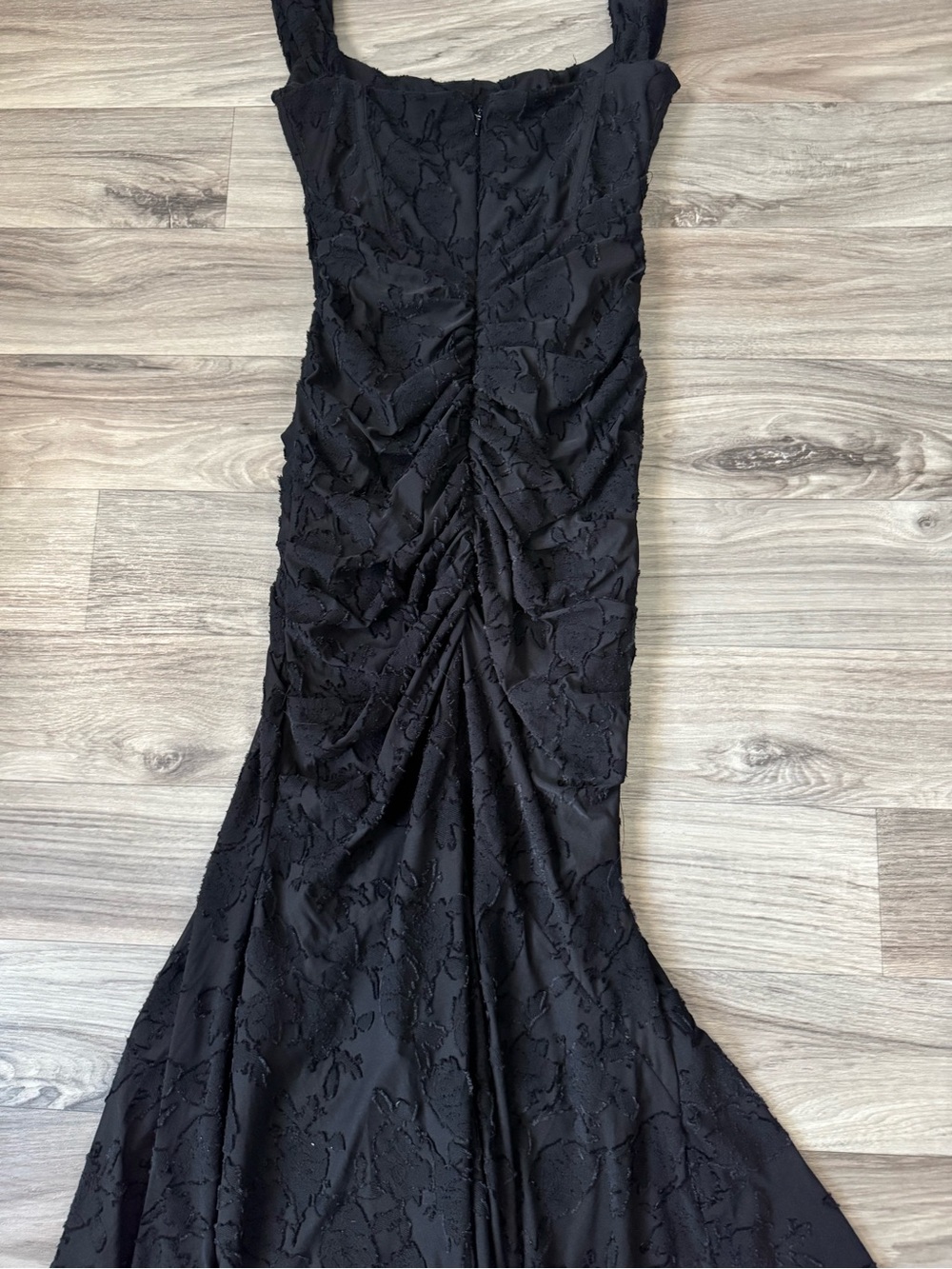House of Cb Cesca Floral Ruched High-Low Dress in Black Size Medium - Picture 12 of 12